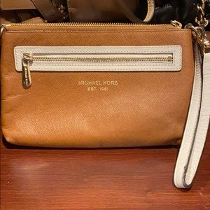 Michael kors wristlet/clutch